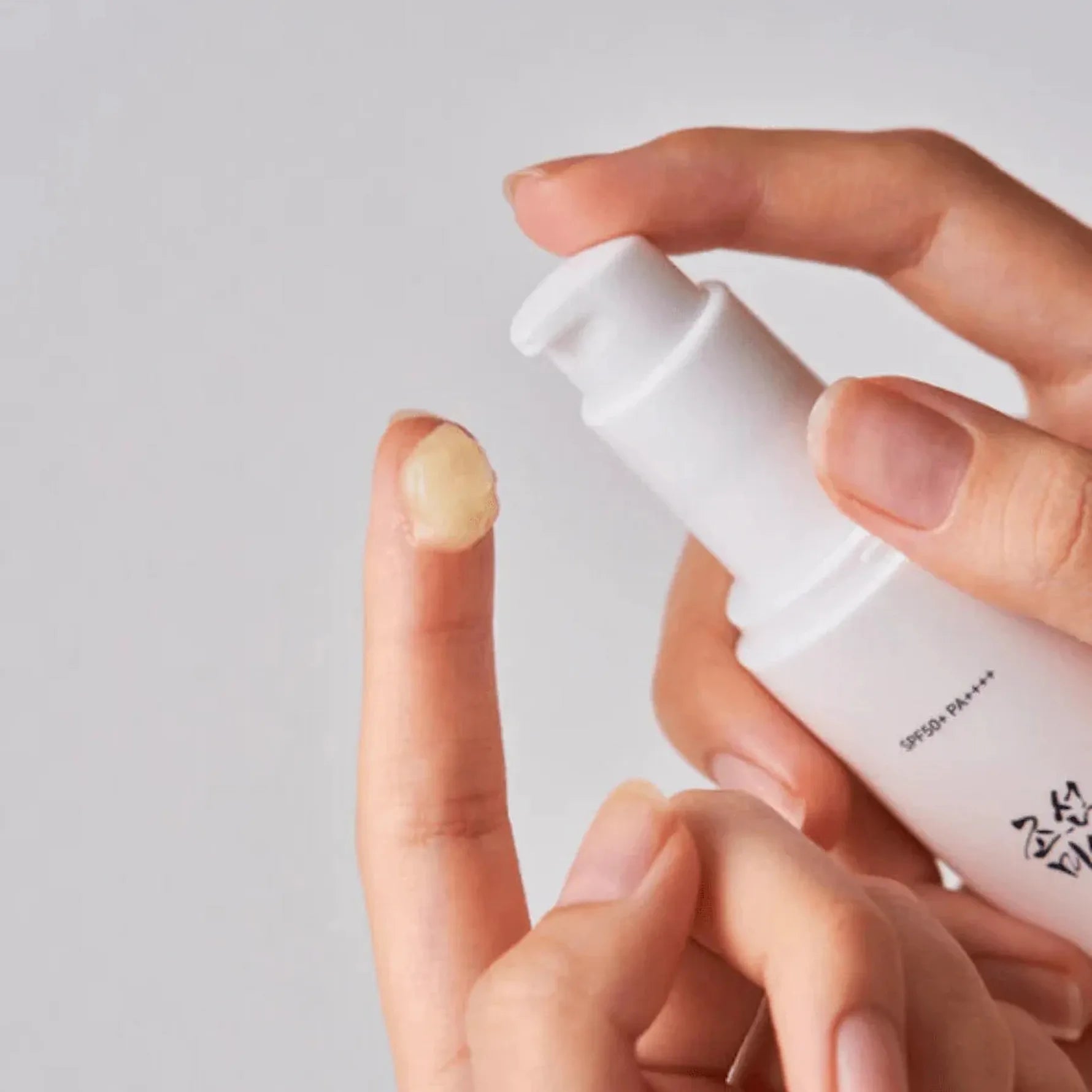 Ginseng Sun Serum